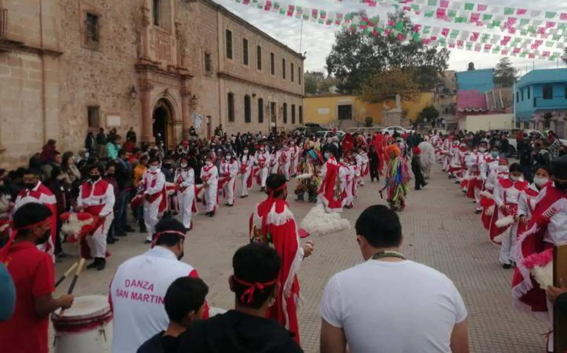 Danzantes duranguenses se preparan para venerar a la Virgen de Guadalupe